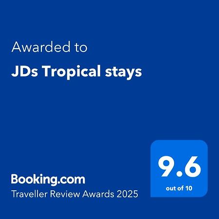 Jds Tropical Stays Cairns Bagian luar foto