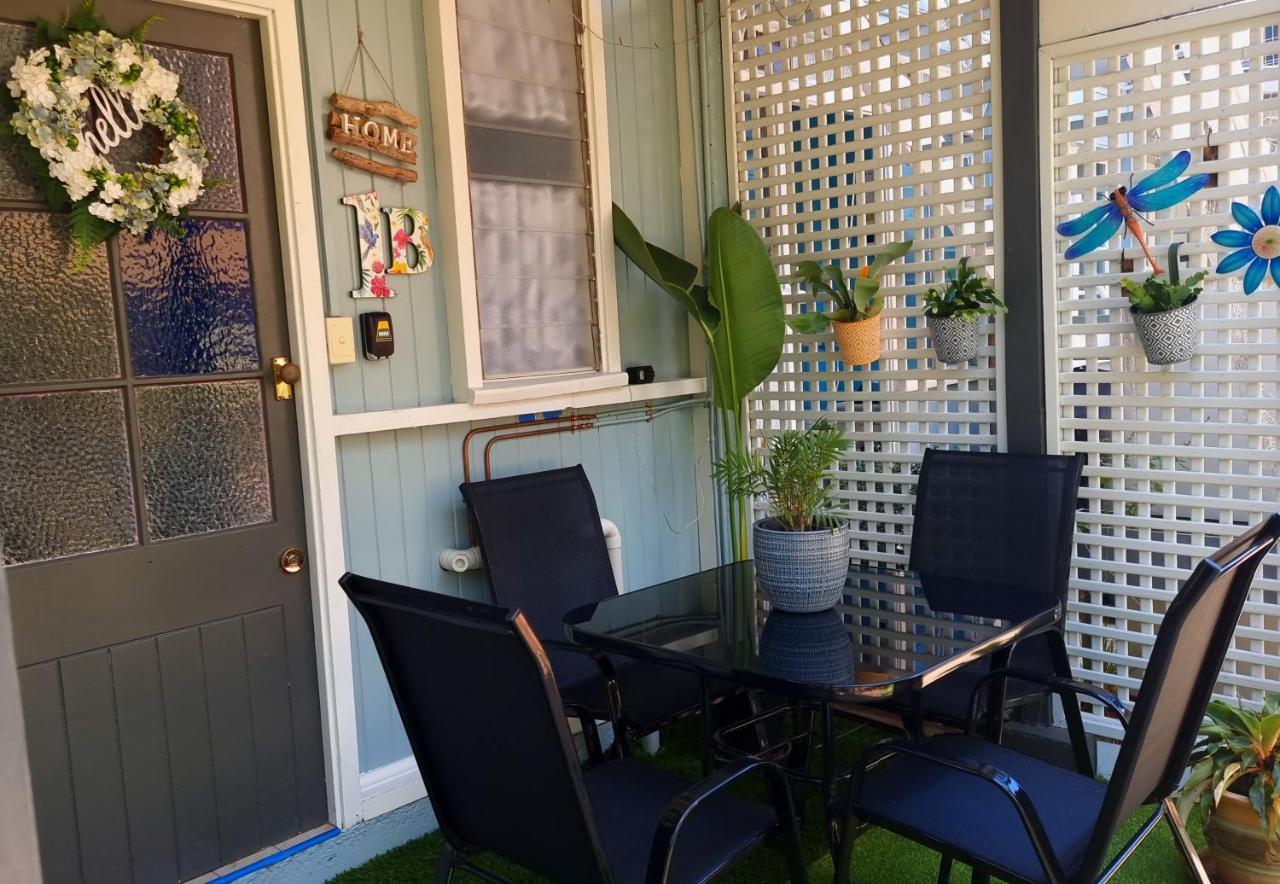 Jds Tropical Stays Cairns Bagian luar foto